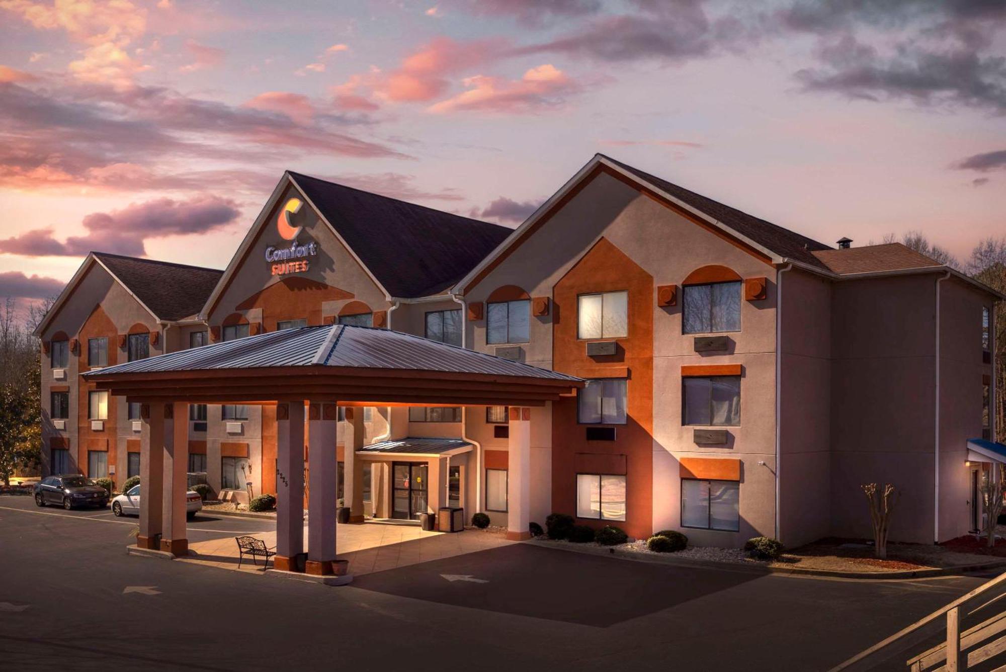 Comfort Suites Northside Hospital Gwinnett لورينسيفيل المظهر الخارجي الصورة