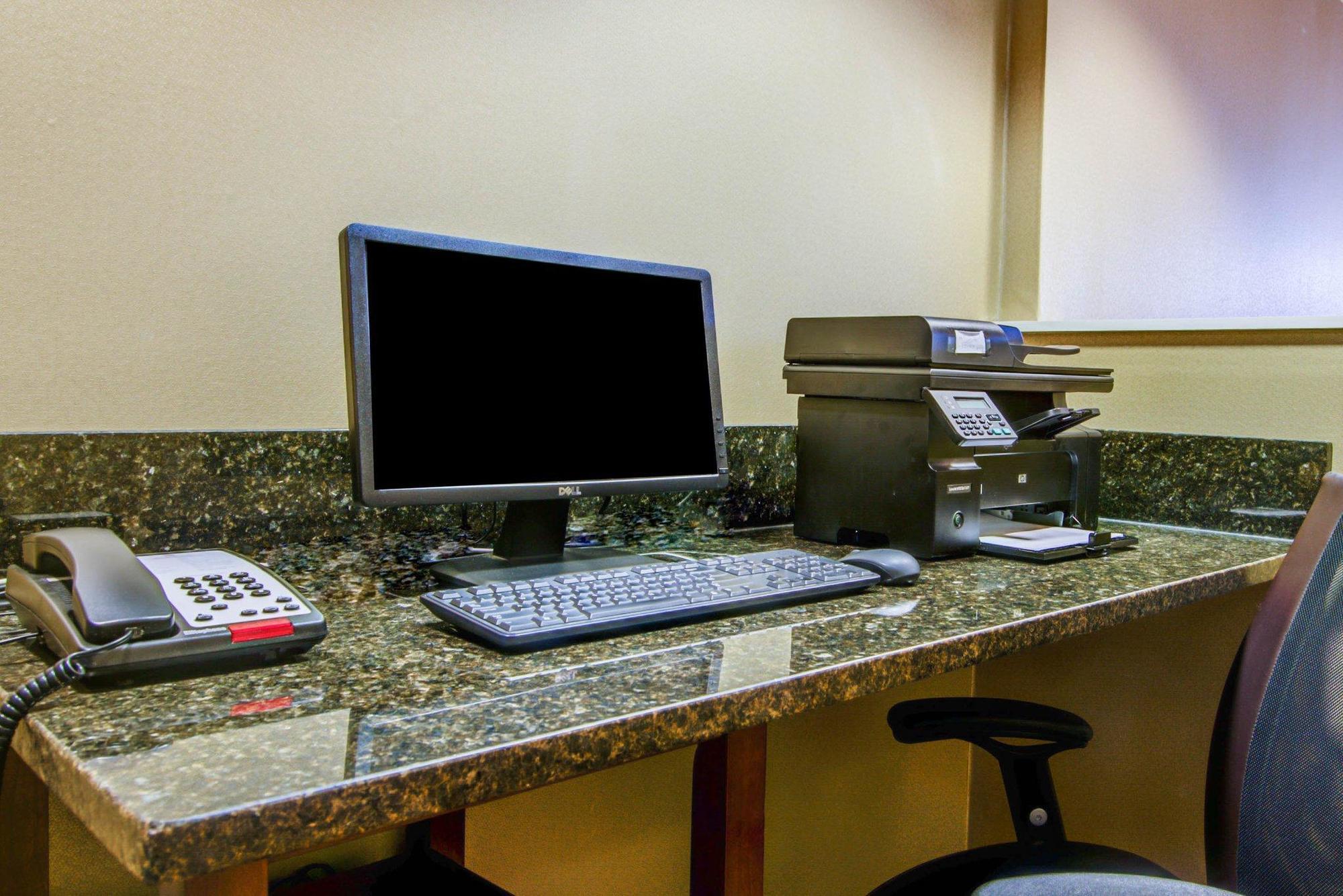 Comfort Suites Northside Hospital Gwinnett لورينسيفيل المظهر الخارجي الصورة